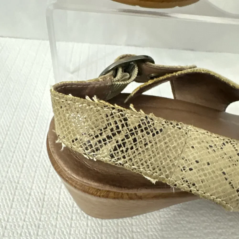 Dansko Sandals Womens Size 8 Brown Tan Snakeskin Wedge Heel